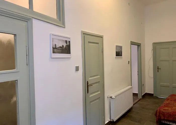 Historic Charm City-center 2 Bedroom * Budapest